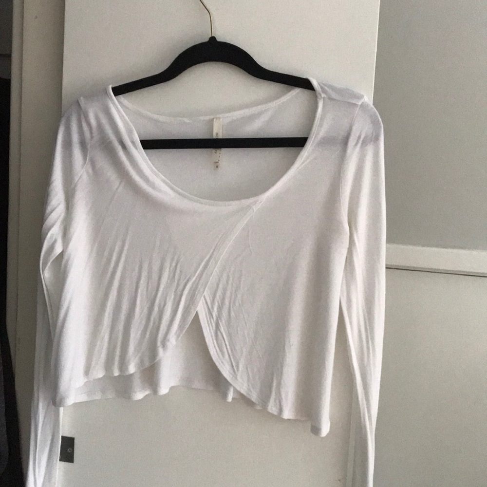 Crop white long sleeve